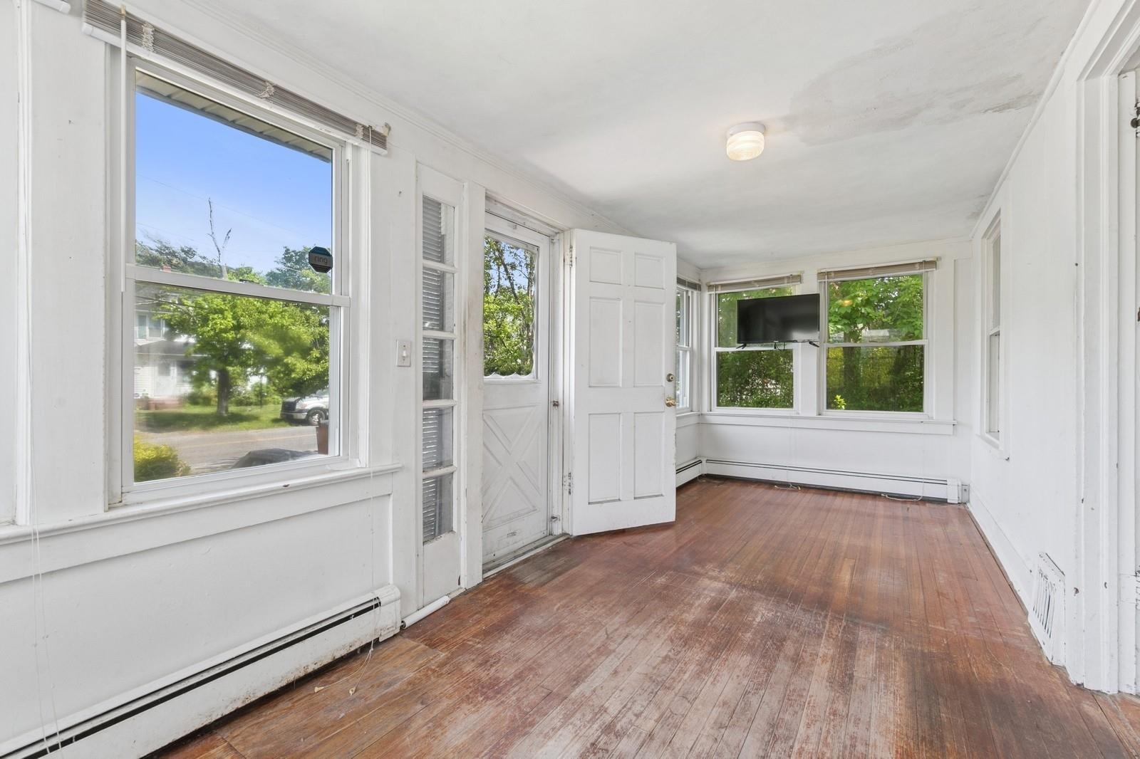 Single Family Falcon  Suffolk County, NY 11772, MLS-859154-5