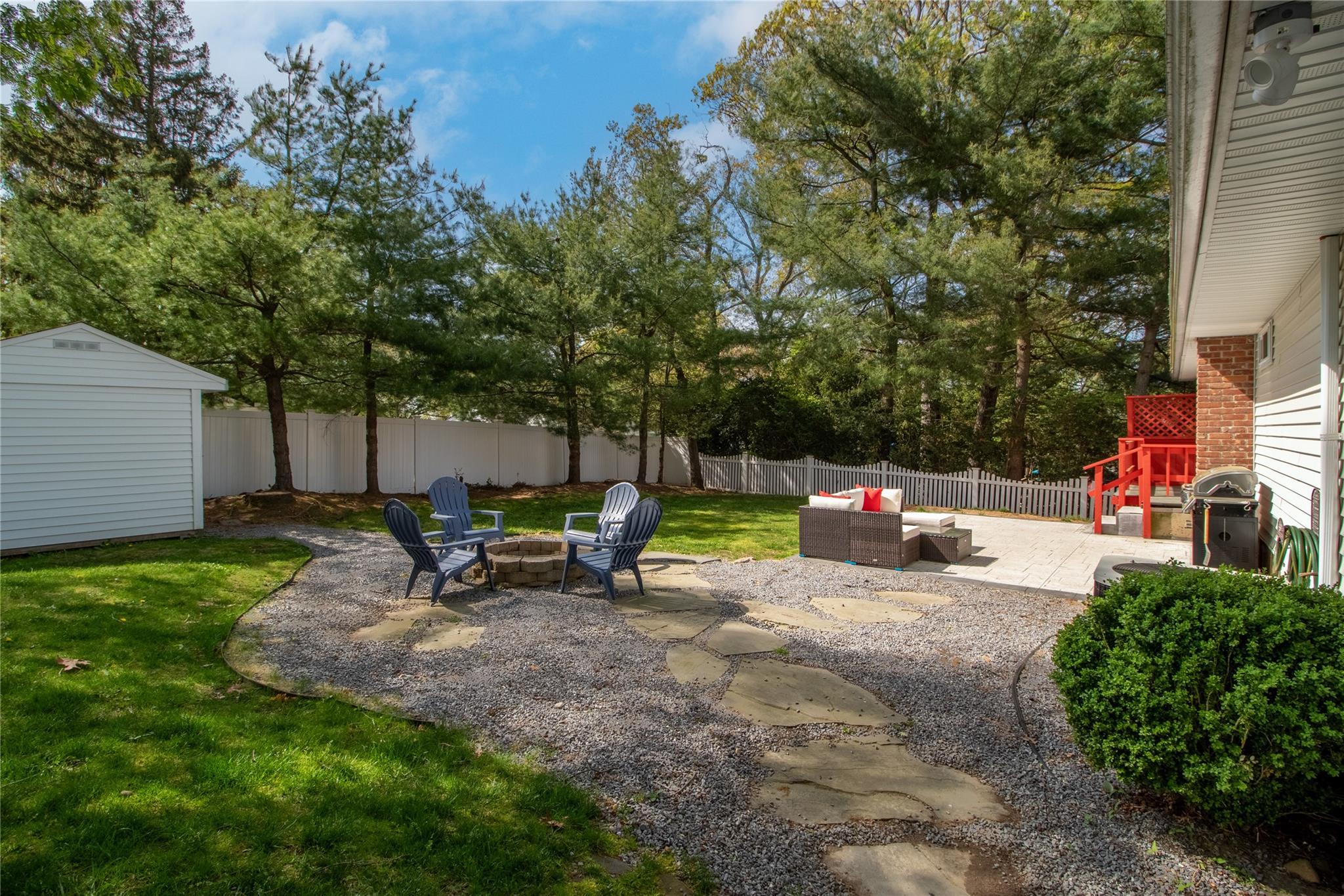 Single Family Sea Cliff  Suffolk County, NY 11789, MLS-859160-27