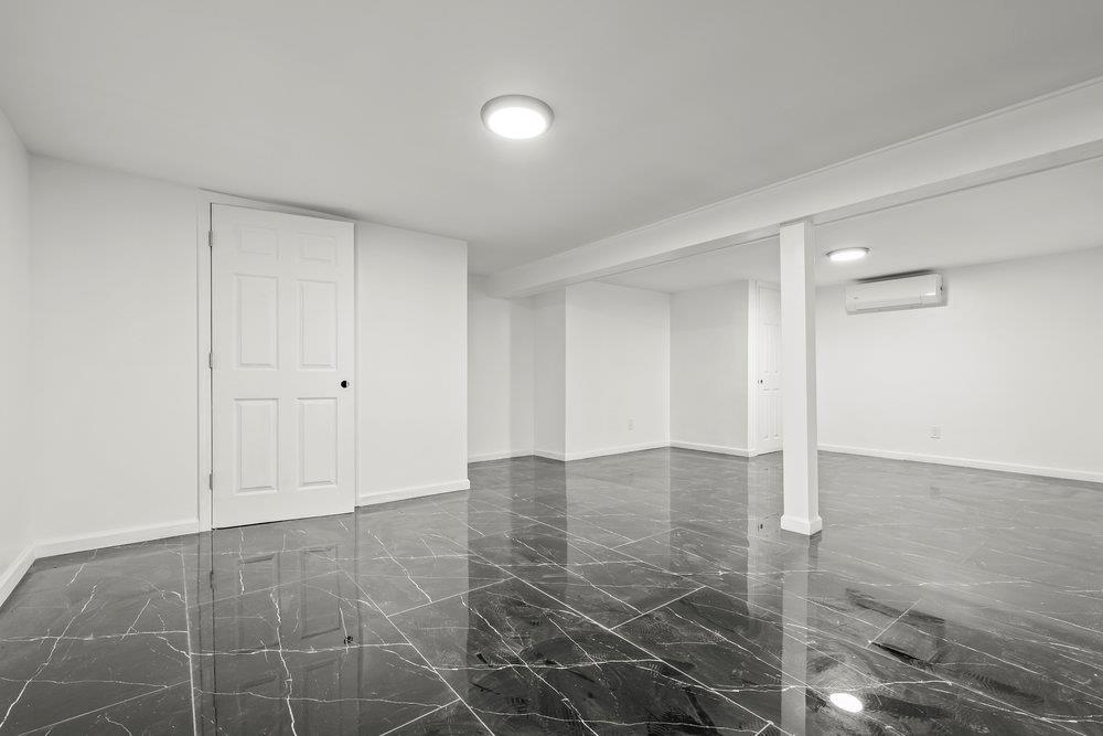 Single Family 69  Queens, NY 11366, MLS-859167-19