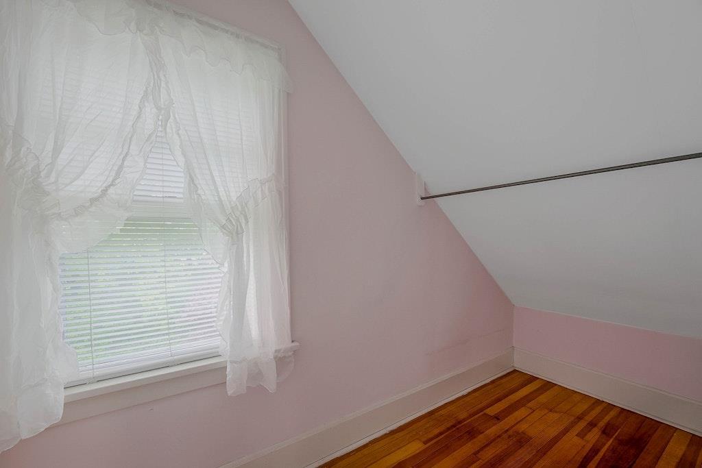 Single Family Hallock  Suffolk County, NY 11901, MLS-859177-25