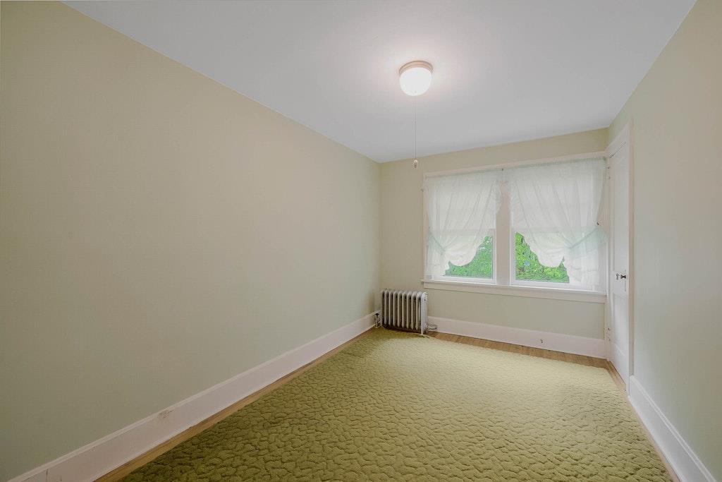 Single Family Hallock  Suffolk County, NY 11901, MLS-859177-28