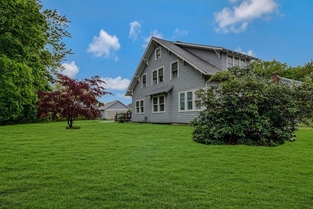 Single Family Hallock  Suffolk County, NY 11901, MLS-859177-3