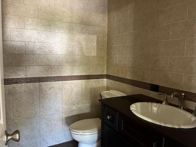 Single Family Bergen  Nassau County, NY 11710, MLS-859197-16