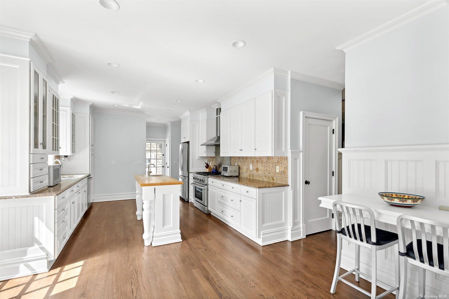 Single Family Mill  Suffolk County, NY 11977, MLS-859198-7