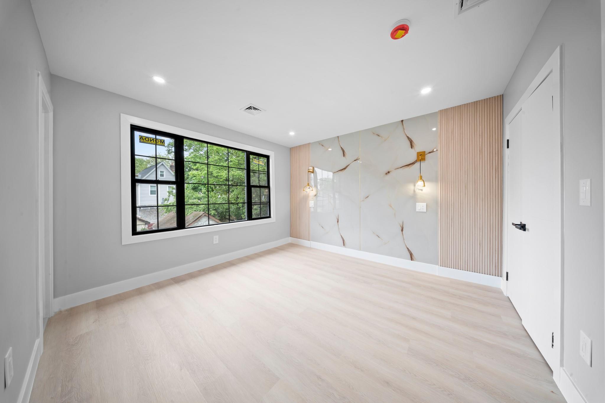 Single Family 201st  Queens, NY 11423, MLS-859199-10