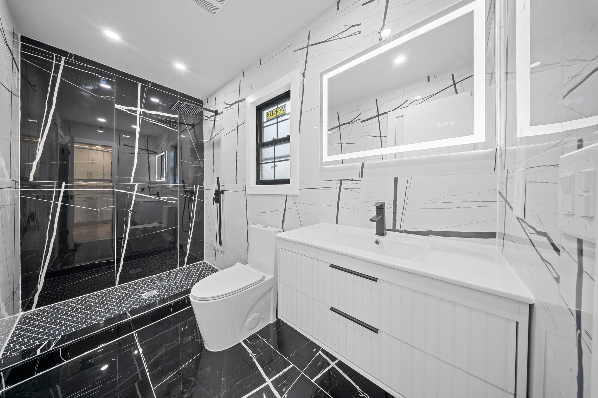 Single Family 201st  Queens, NY 11423, MLS-859199-16