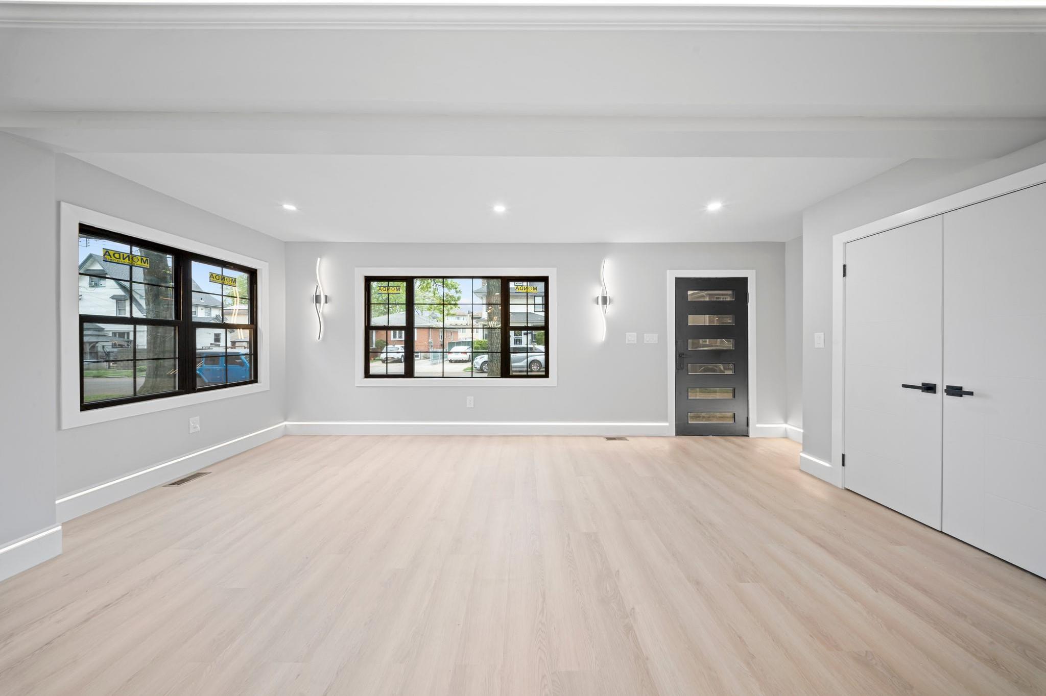 Single Family 201st  Queens, NY 11423, MLS-859199-2