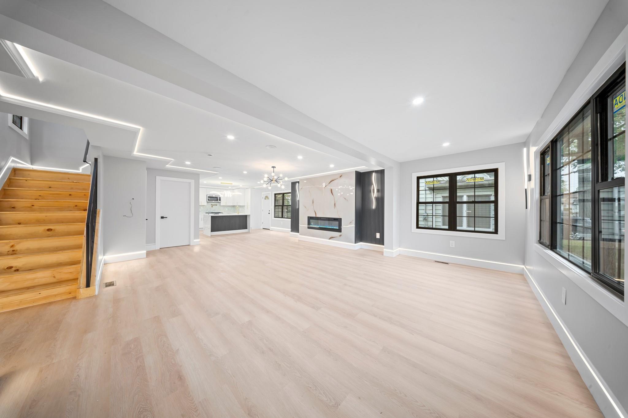 Single Family 201st  Queens, NY 11423, MLS-859199-3