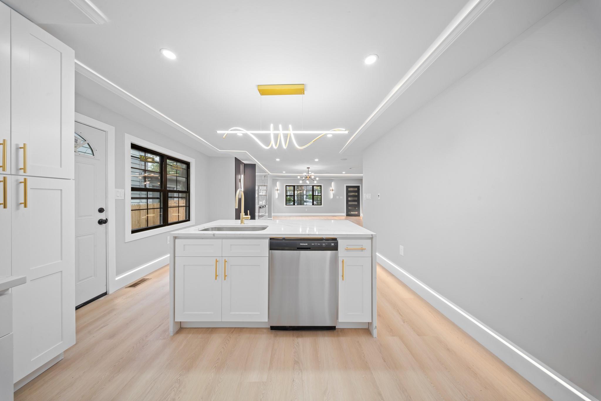 Single Family 201st  Queens, NY 11423, MLS-859199-9