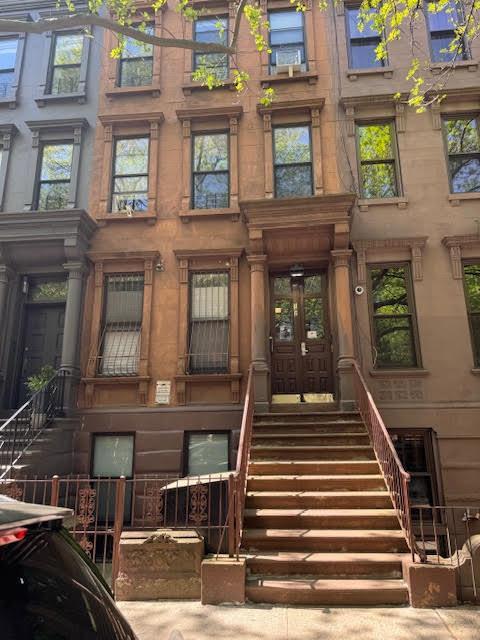 Apartment 120th  Manhattan, NY 10027, MLS-859203-21