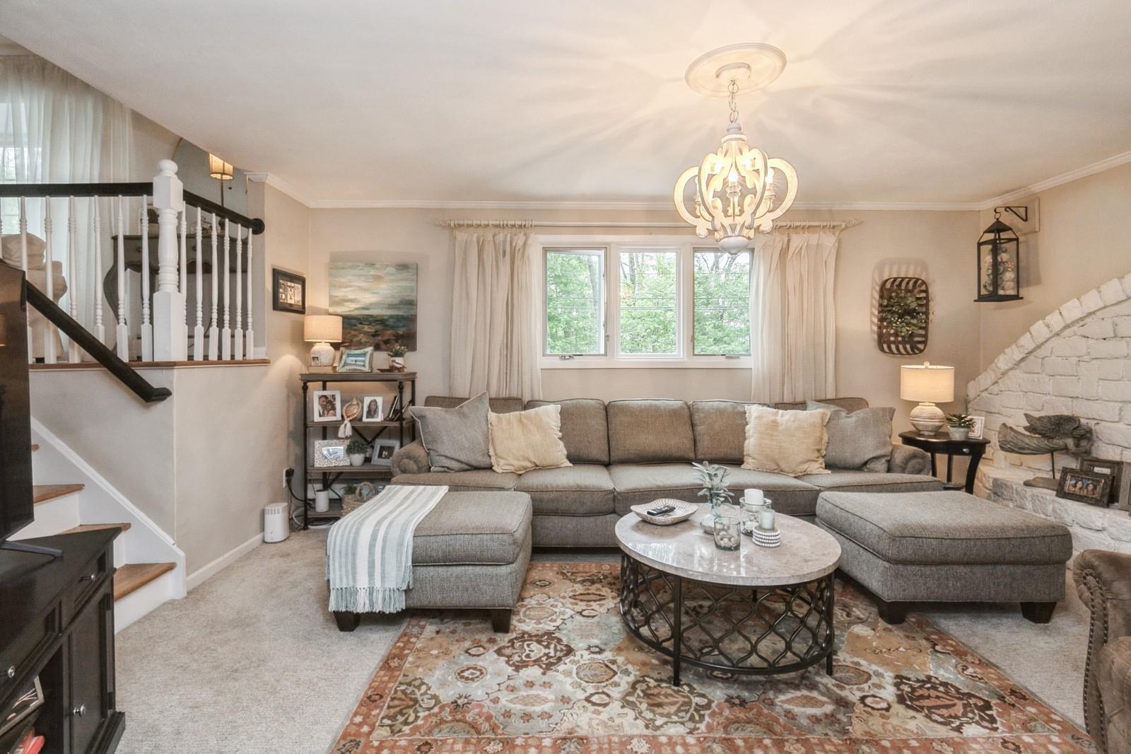 Single Family Dover Hill  Suffolk County, NY 11767, MLS-859205-16