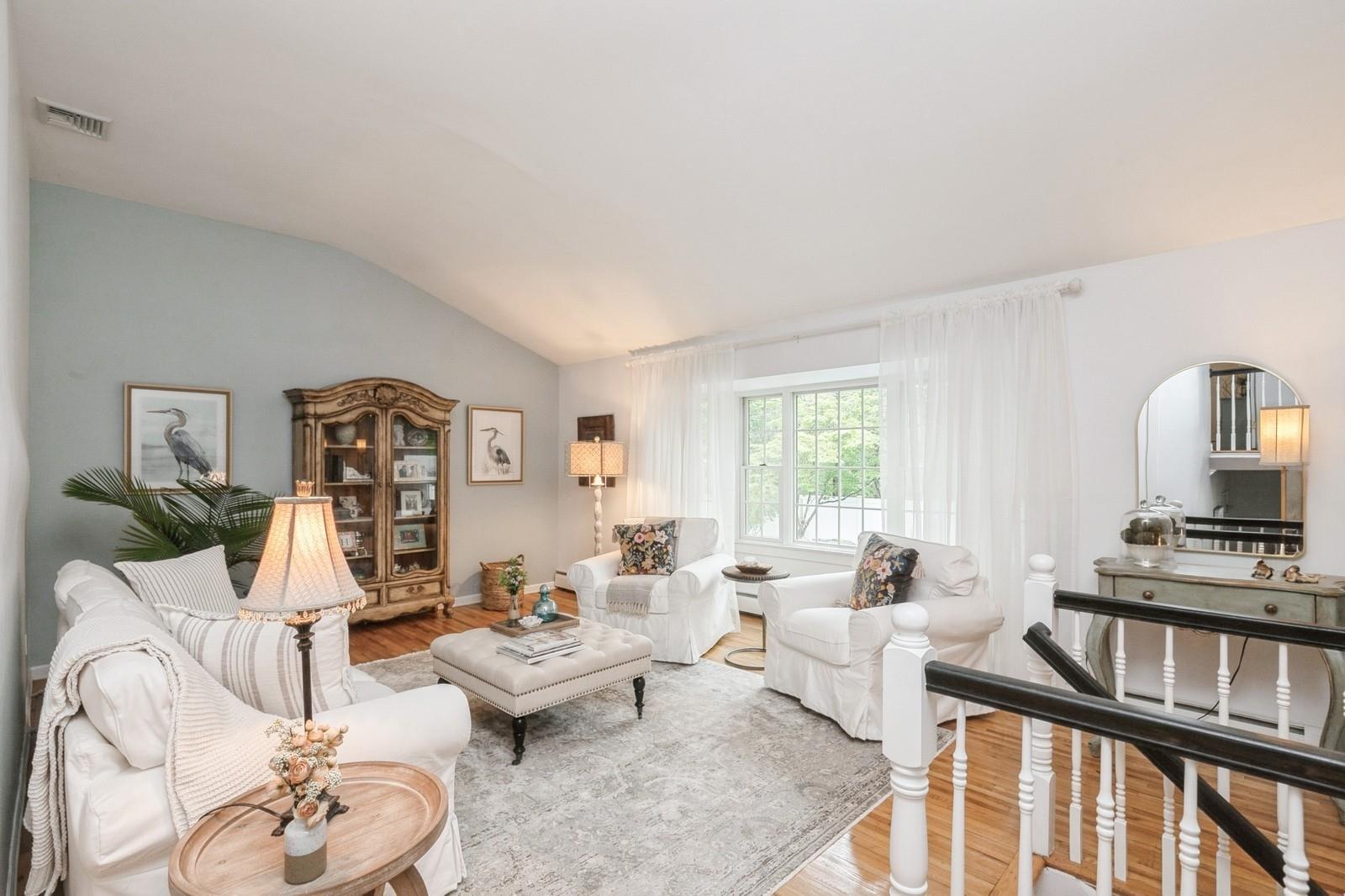 Single Family Dover Hill  Suffolk County, NY 11767, MLS-859205-24