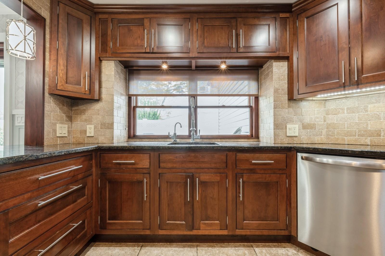 Single Family Barrett  Nassau County, NY 11758, MLS-859217-9