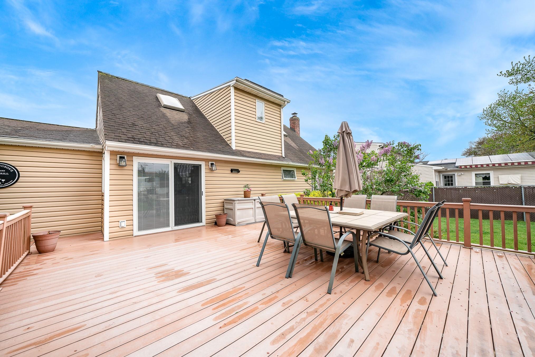 Single Family Nims  Suffolk County, NY 11704, MLS-859221-6