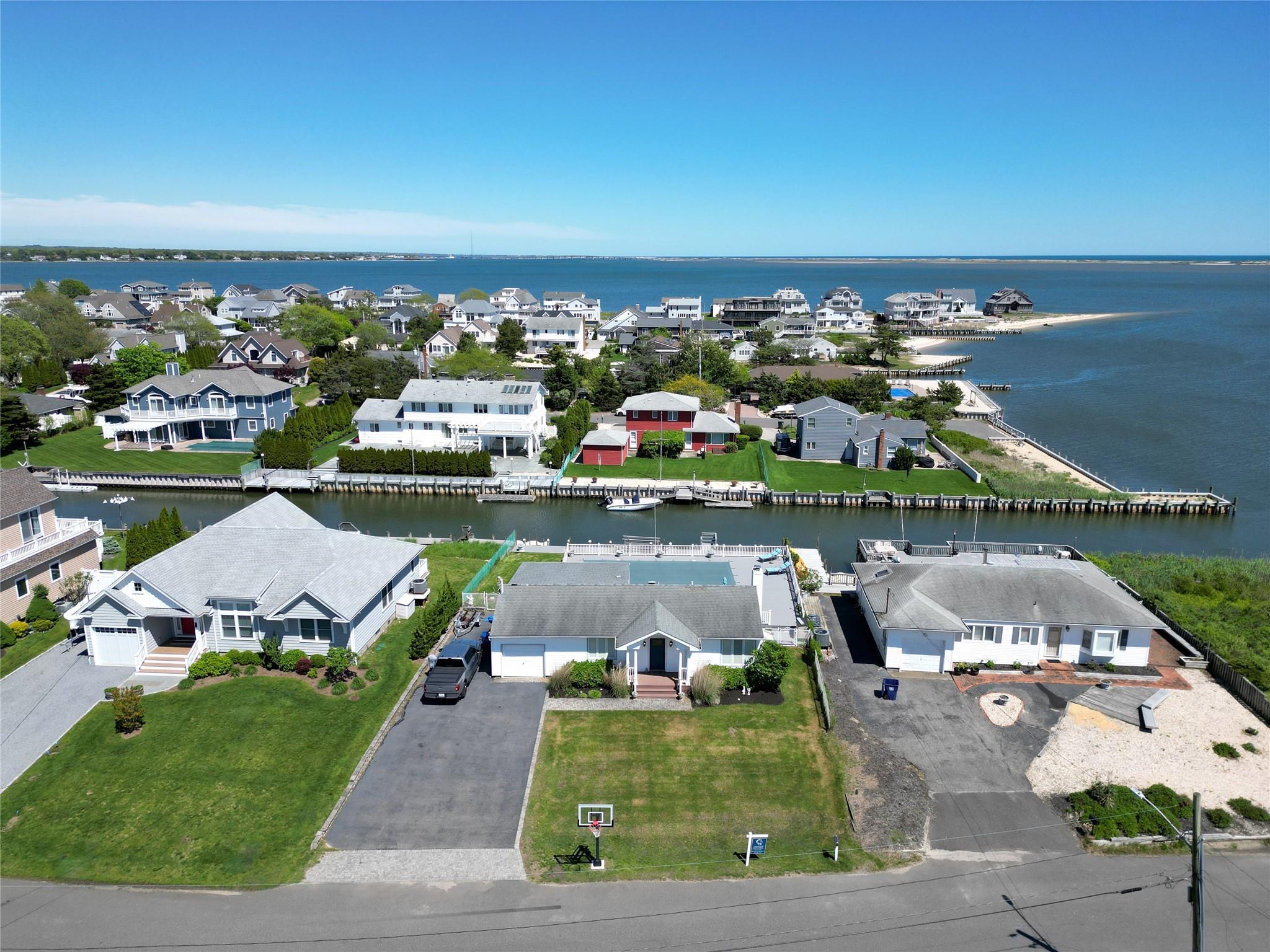 Single Family Whiting  Suffolk County, NY 11942, MLS-859227-2