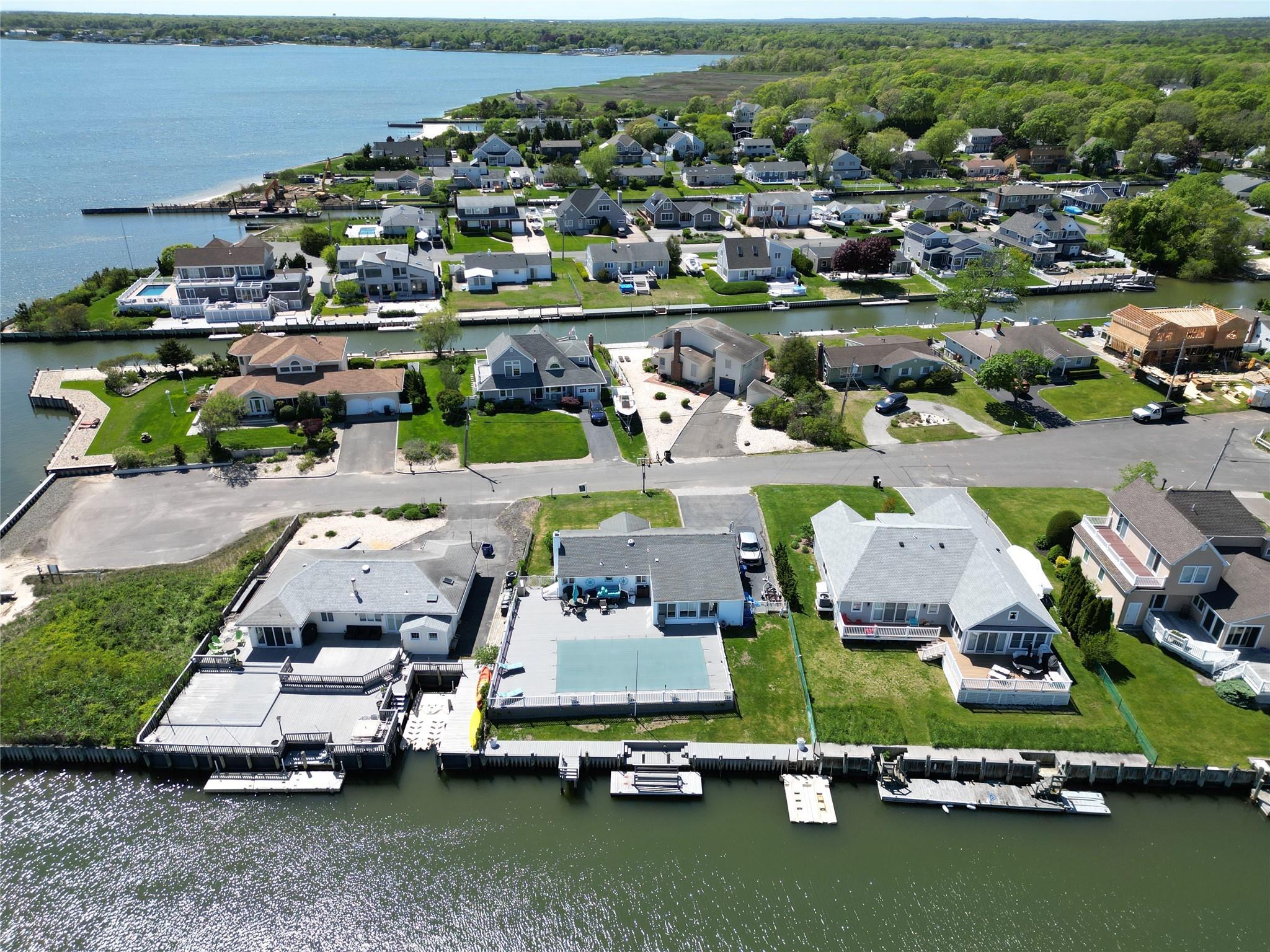 Single Family Whiting  Suffolk County, NY 11942, MLS-859227-42
