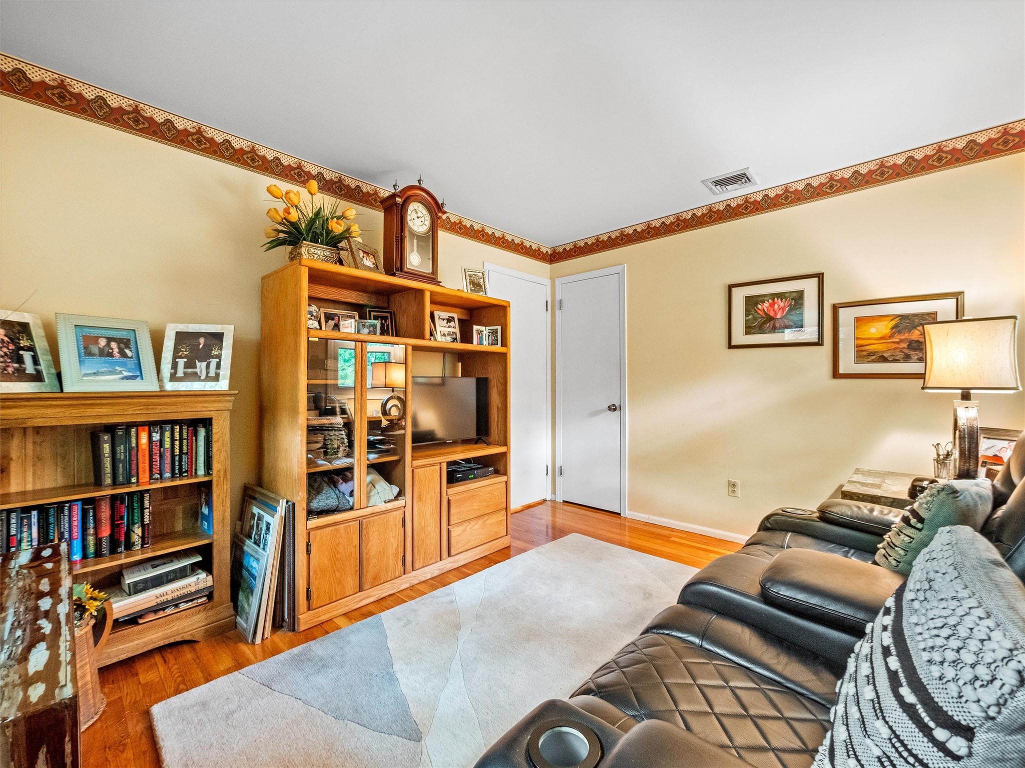 Single Family Schweizer  Rockland County, NY 10954, MLS-859259-20