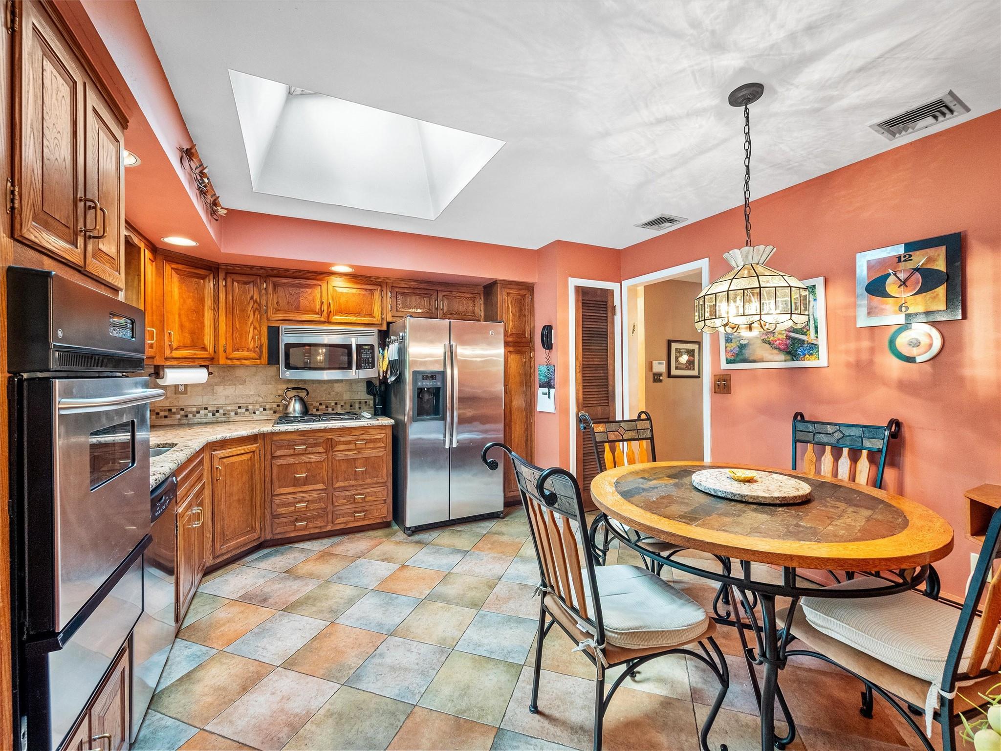 Single Family Schweizer  Rockland County, NY 10954, MLS-859259-8
