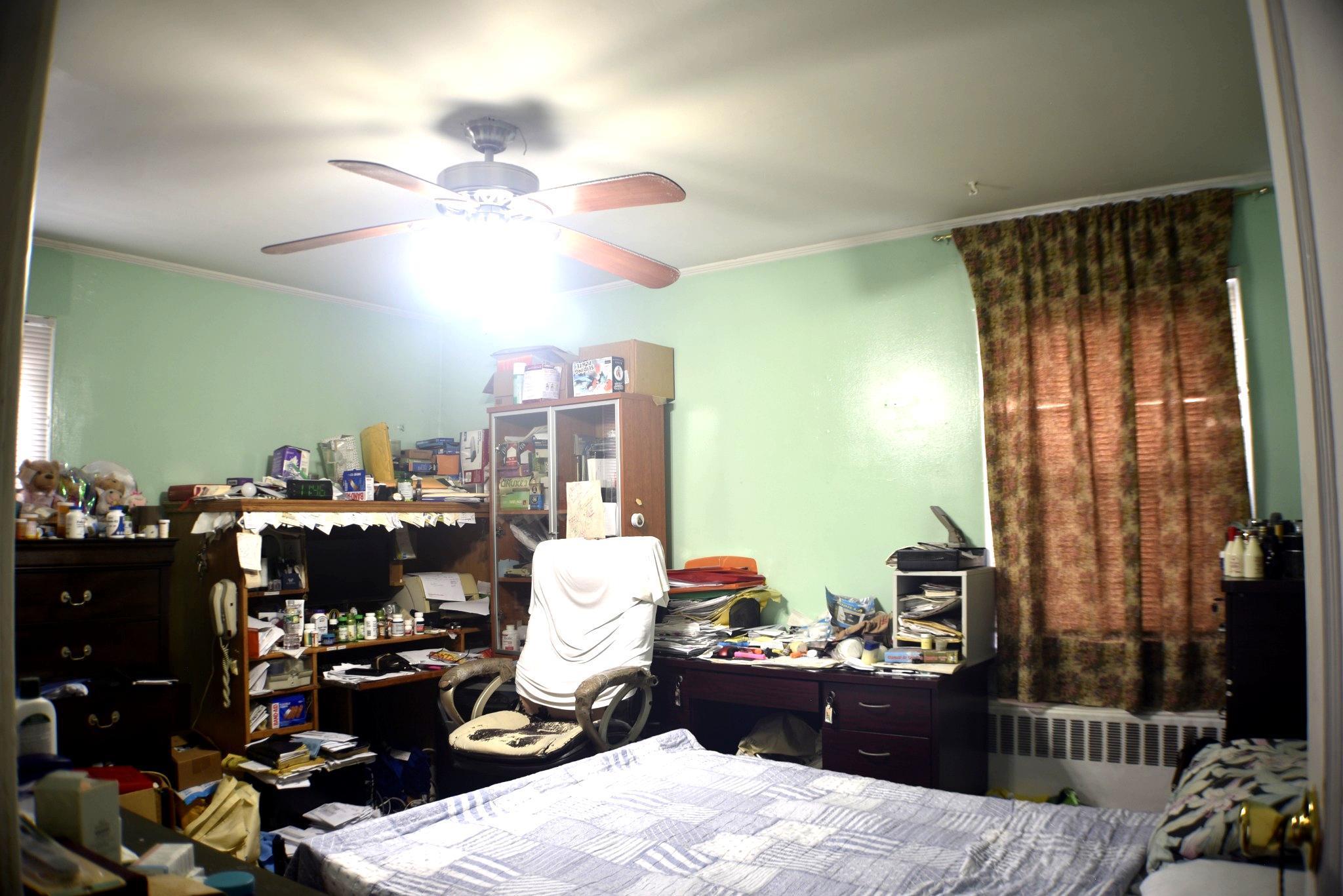 Single Family Huxley  Queens, NY 11422, MLS-859296-9