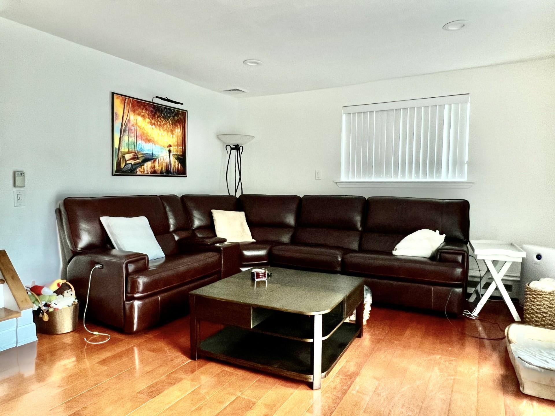 Single Family Bruce Ln  Nassau County, NY 11590, MLS-859319-18