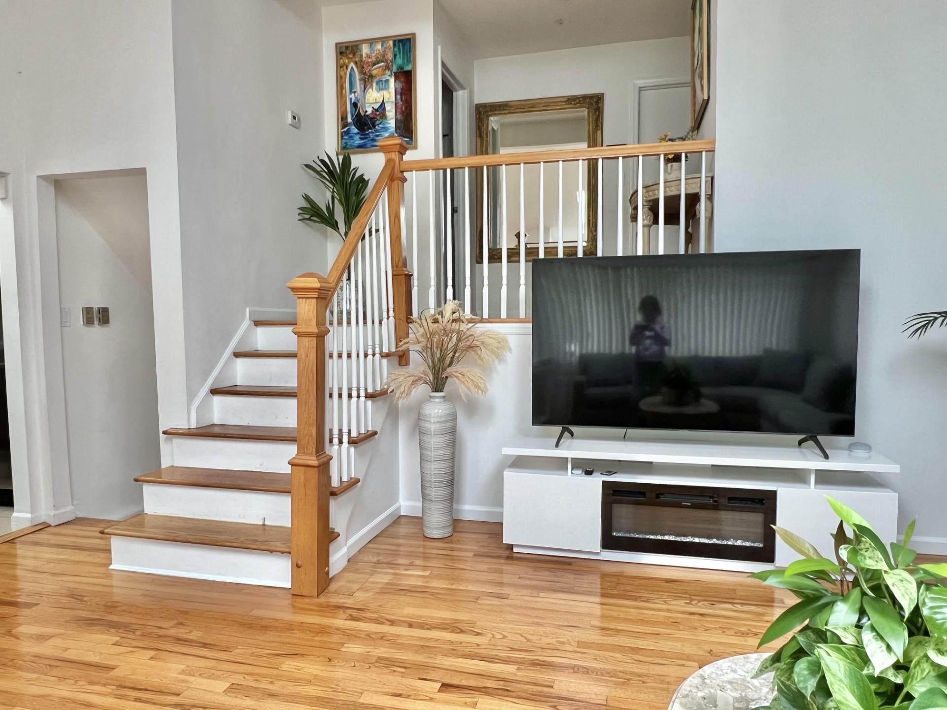 Single Family Bruce Ln  Nassau County, NY 11590, MLS-859319-8