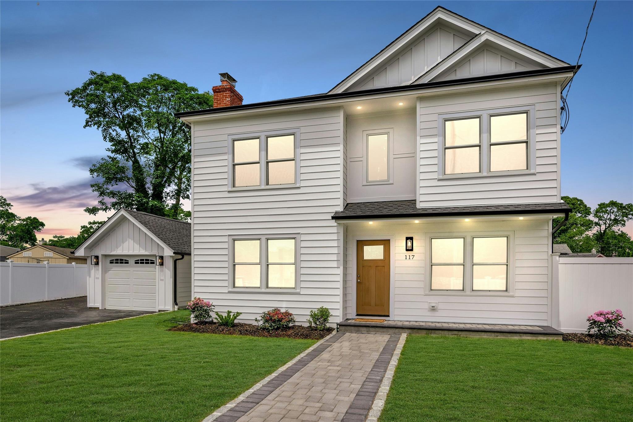 Single Family Portal  Suffolk County, NY 11702, MLS-859333-2