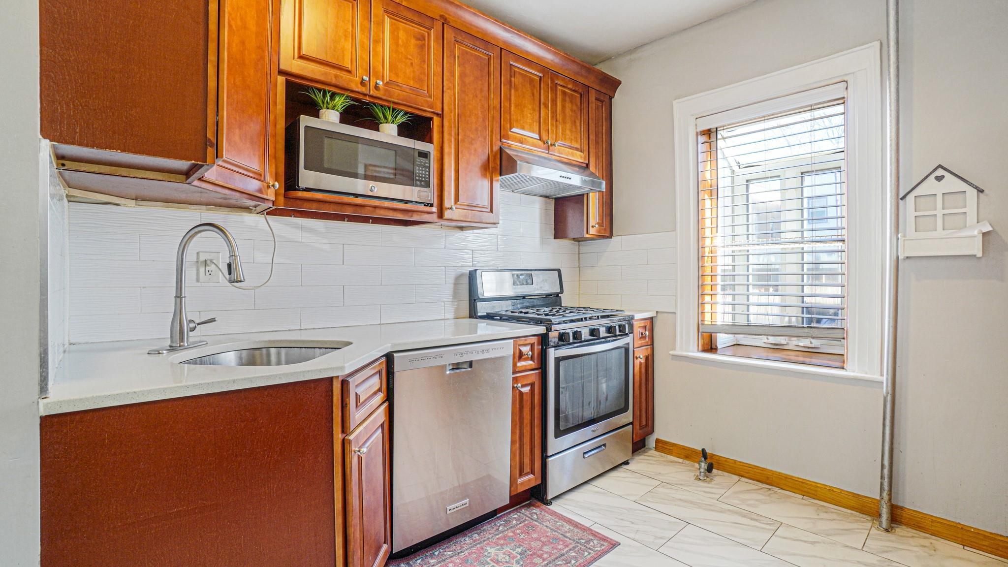 Single Family 84th Street  Queens, NY 11417, MLS-859334-7