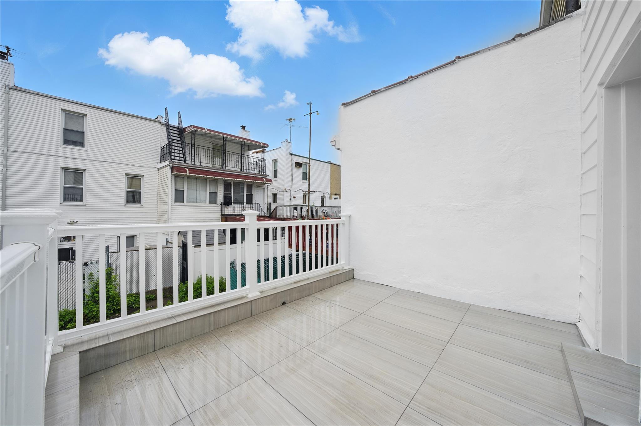 Single Family Quincy  Bronx, NY 10465, MLS-859336-28