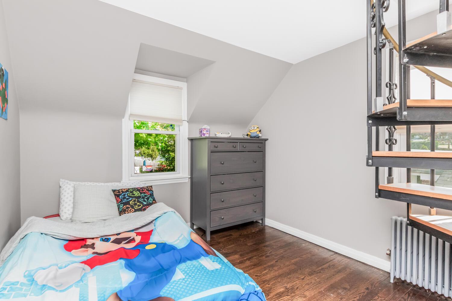 Single Family Brynwood  Westchester County, NY 10701, MLS-859351-25