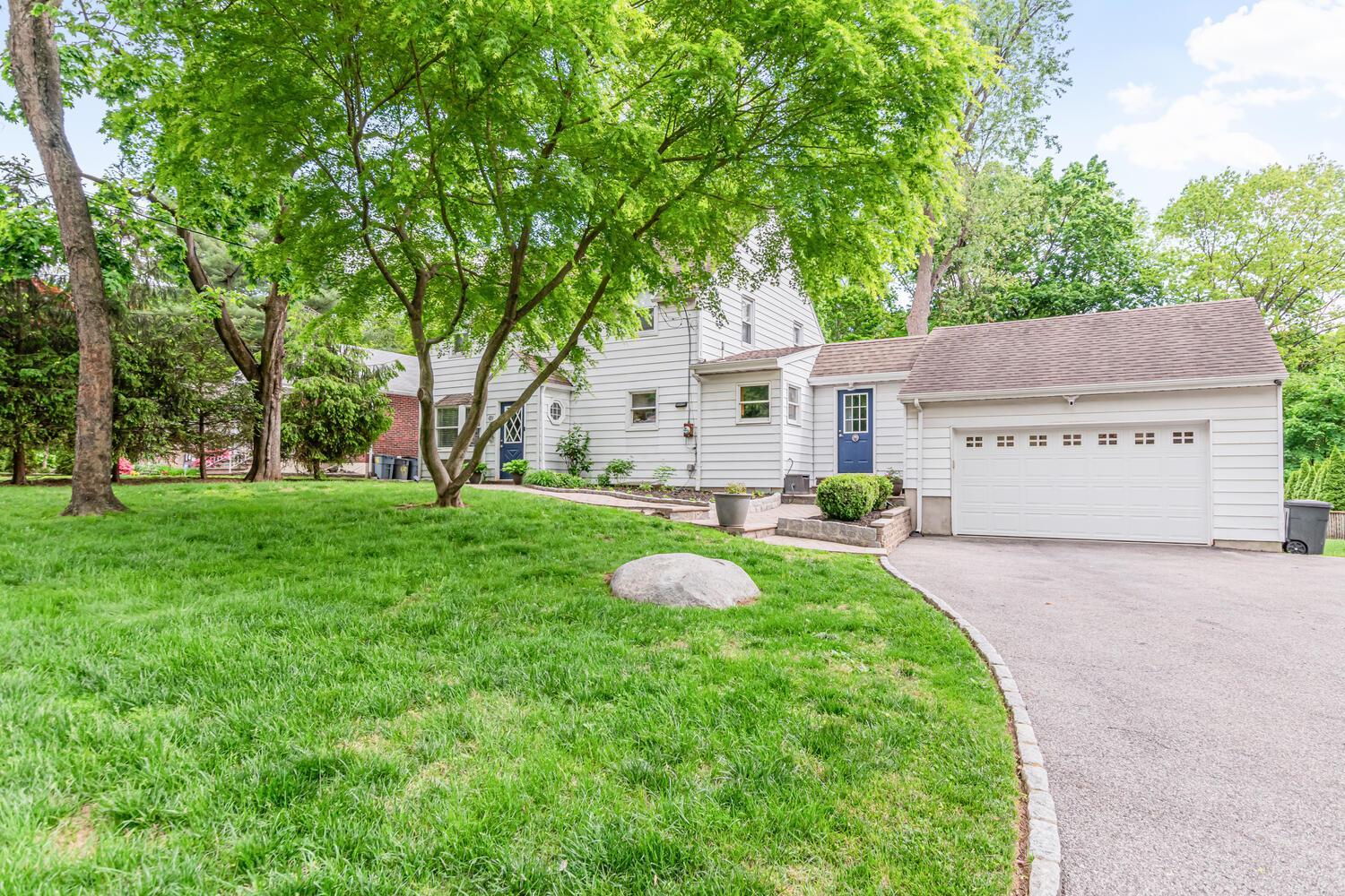 Single Family Brynwood  Westchester County, NY 10701, MLS-859351-3
