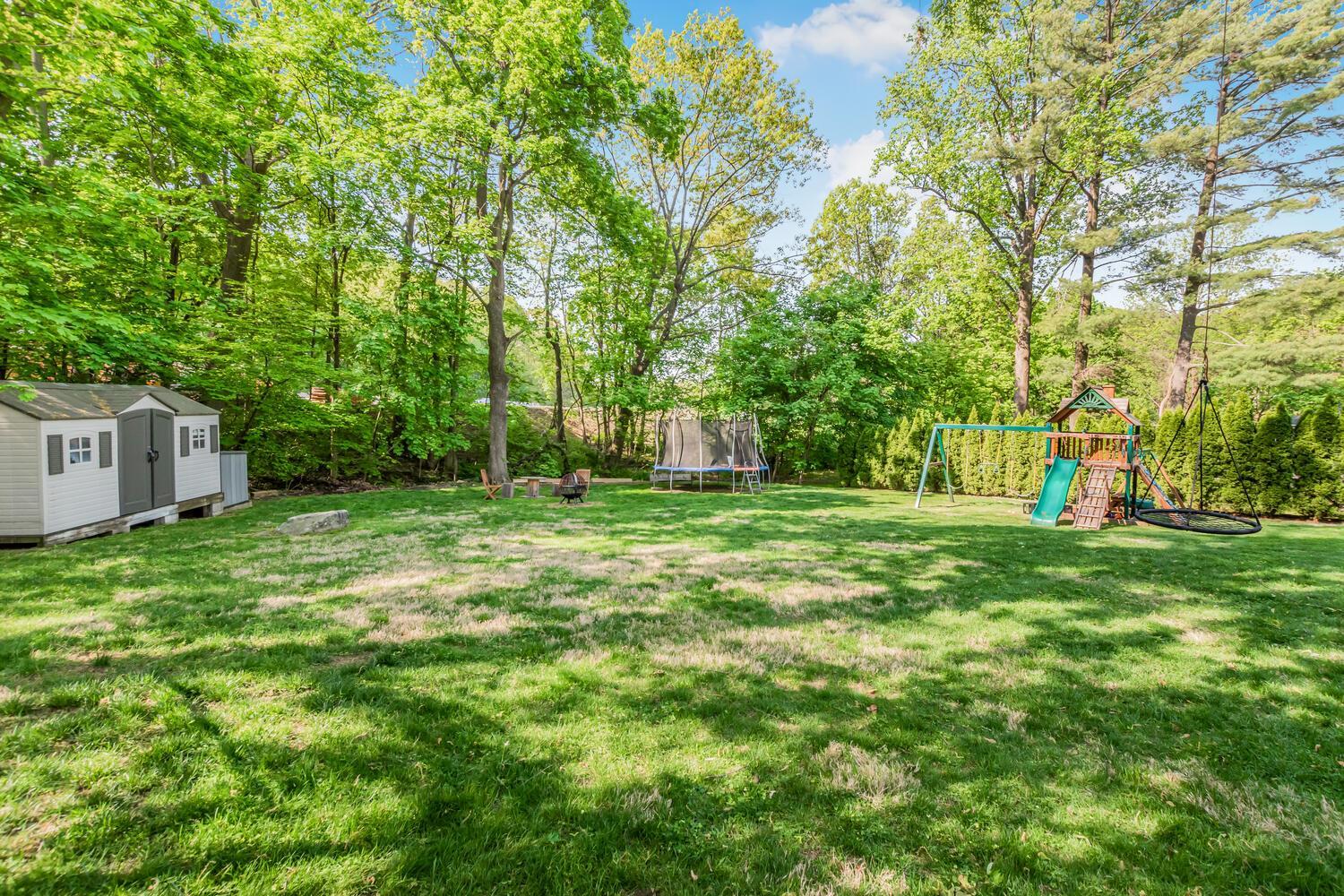 Single Family Brynwood  Westchester County, NY 10701, MLS-859351-36