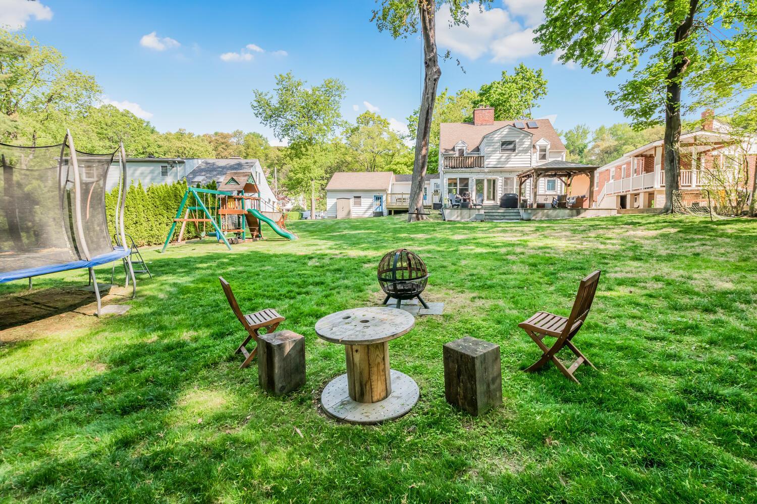 Single Family Brynwood  Westchester County, NY 10701, MLS-859351-37