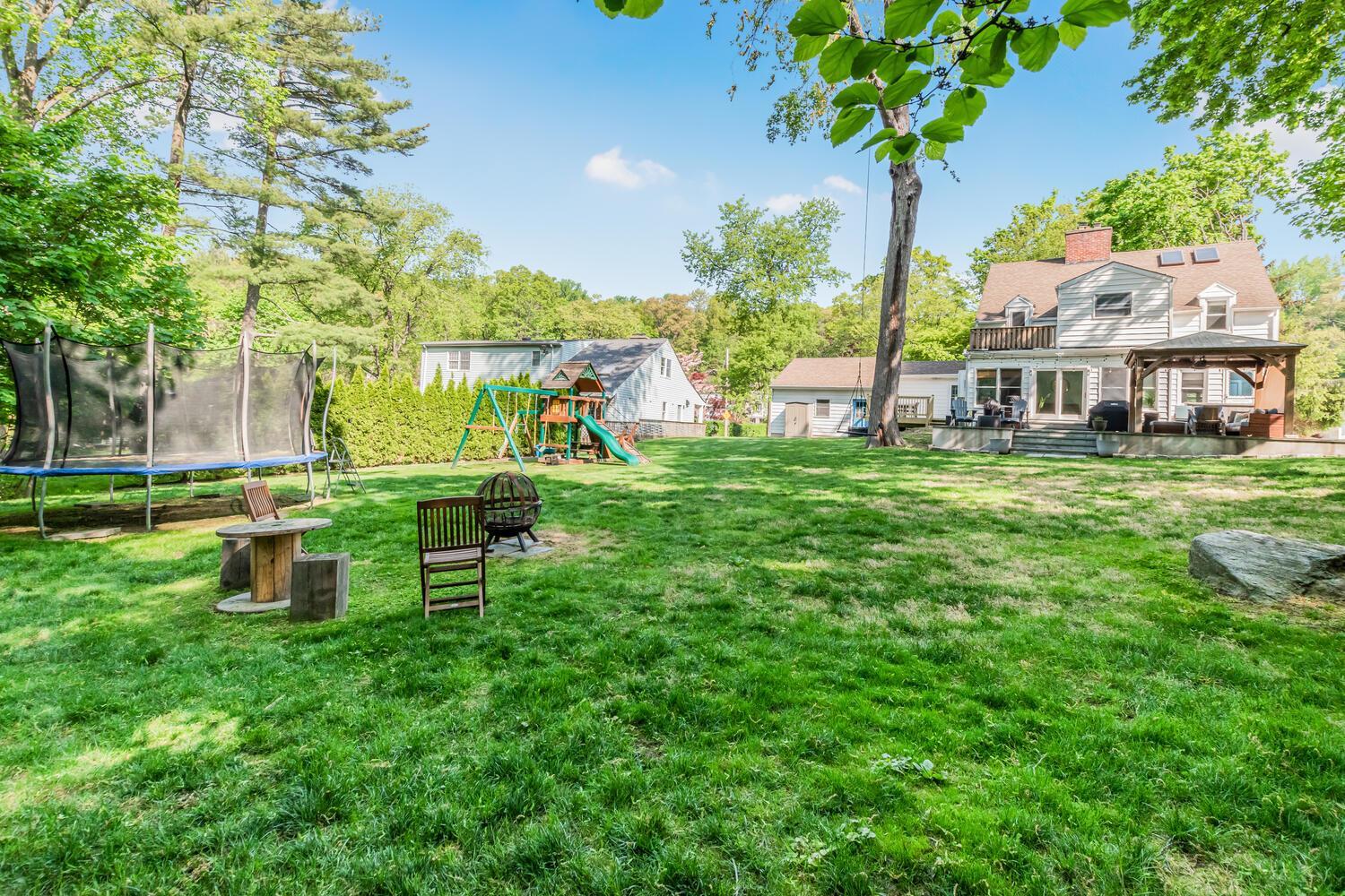 Single Family Brynwood  Westchester County, NY 10701, MLS-859351-39