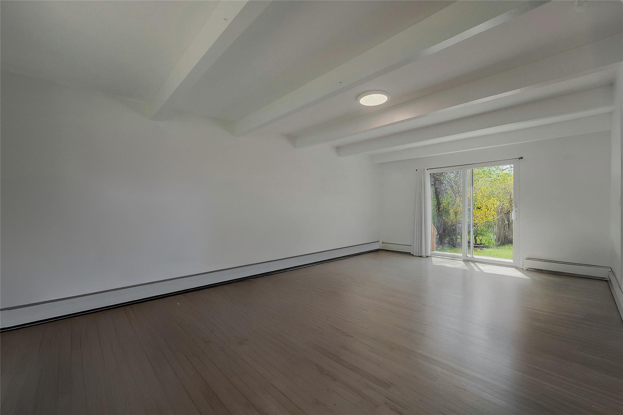 Single Family Lynncliff  Suffolk County, NY 11946, MLS-859367-2