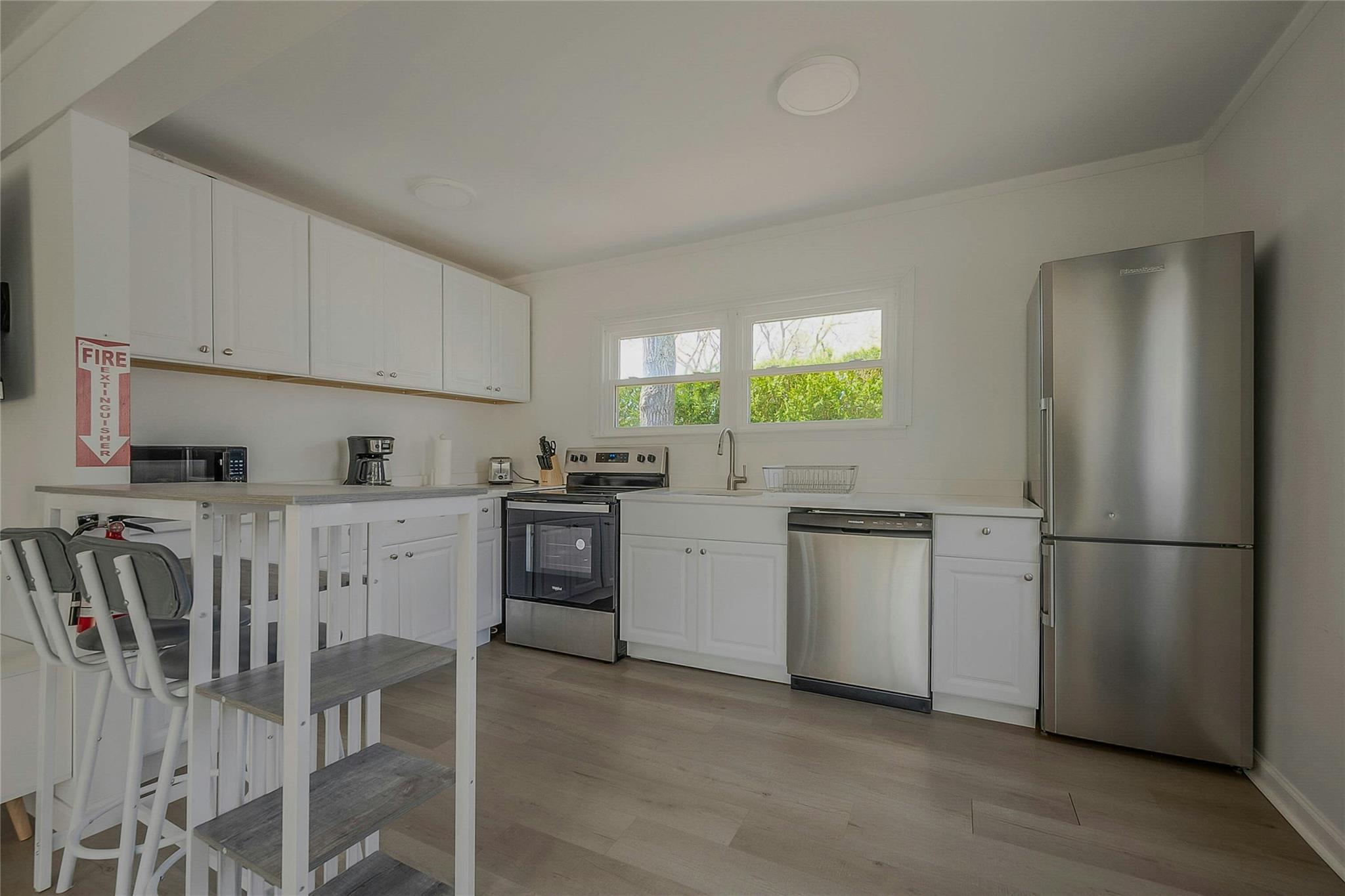 Single Family Lynncliff  Suffolk County, NY 11946, MLS-859367-9