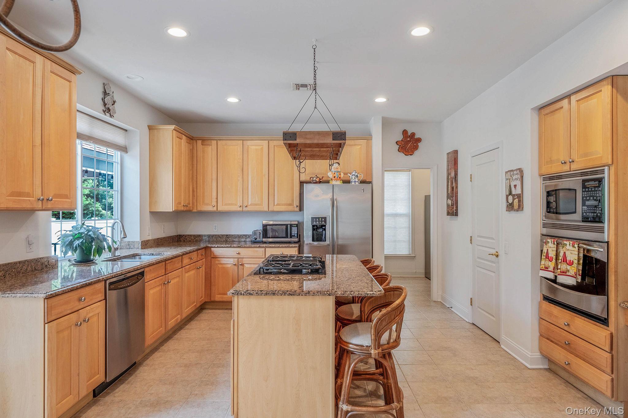 Single Family Pinehurst  Suffolk County, NY 11766, MLS-859372-15