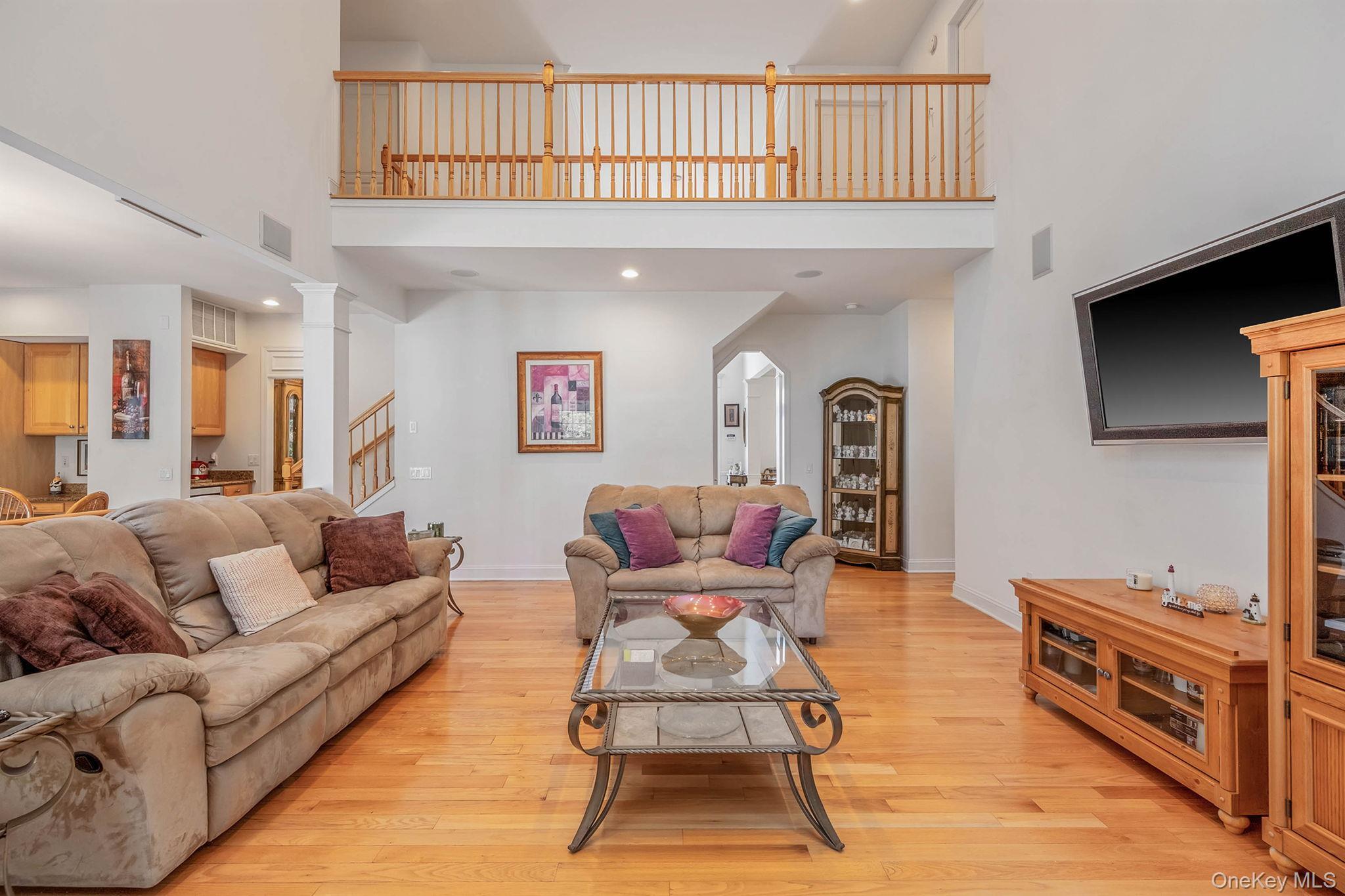 Single Family Pinehurst  Suffolk County, NY 11766, MLS-859372-19