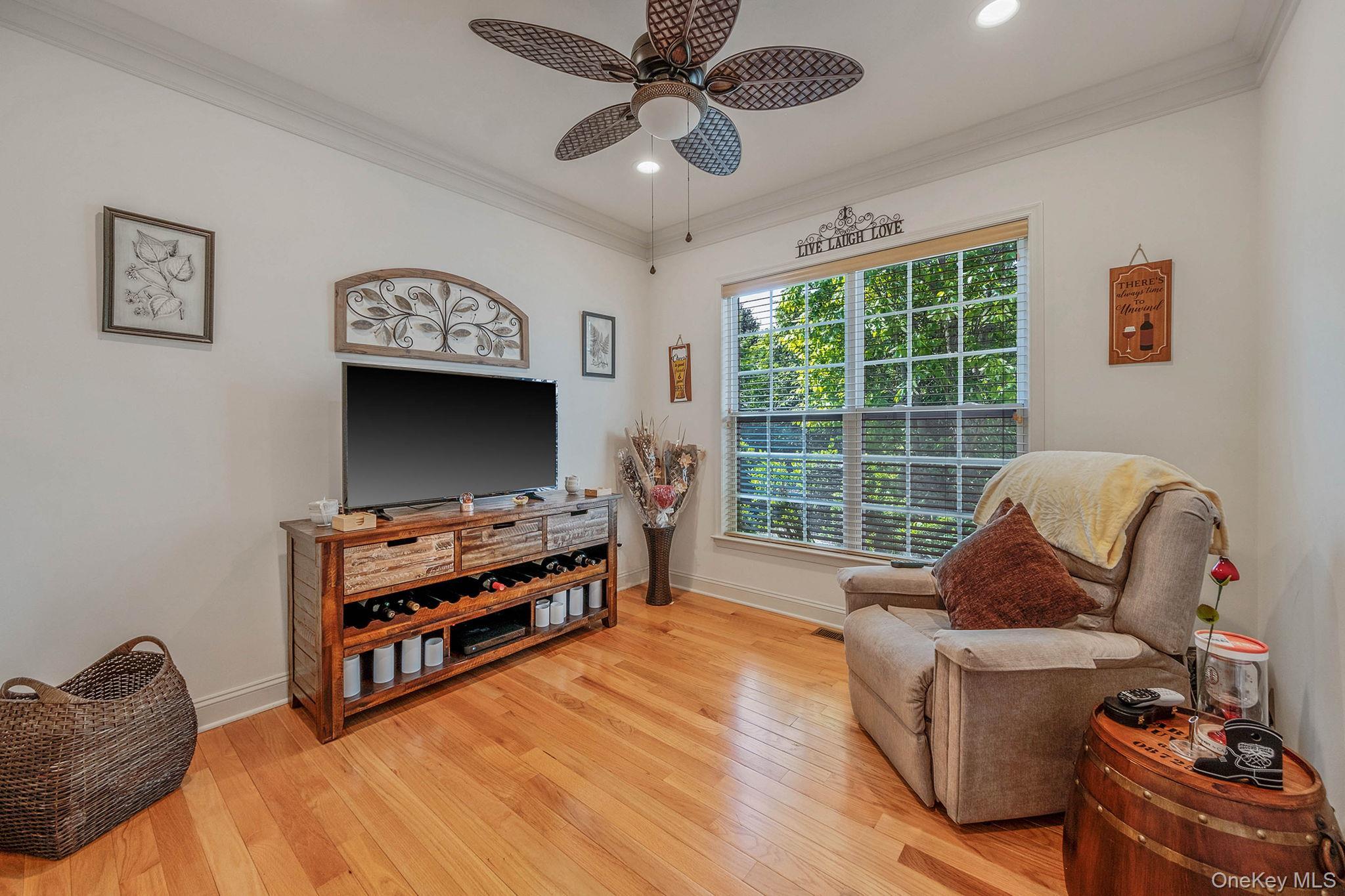 Single Family Pinehurst  Suffolk County, NY 11766, MLS-859372-20