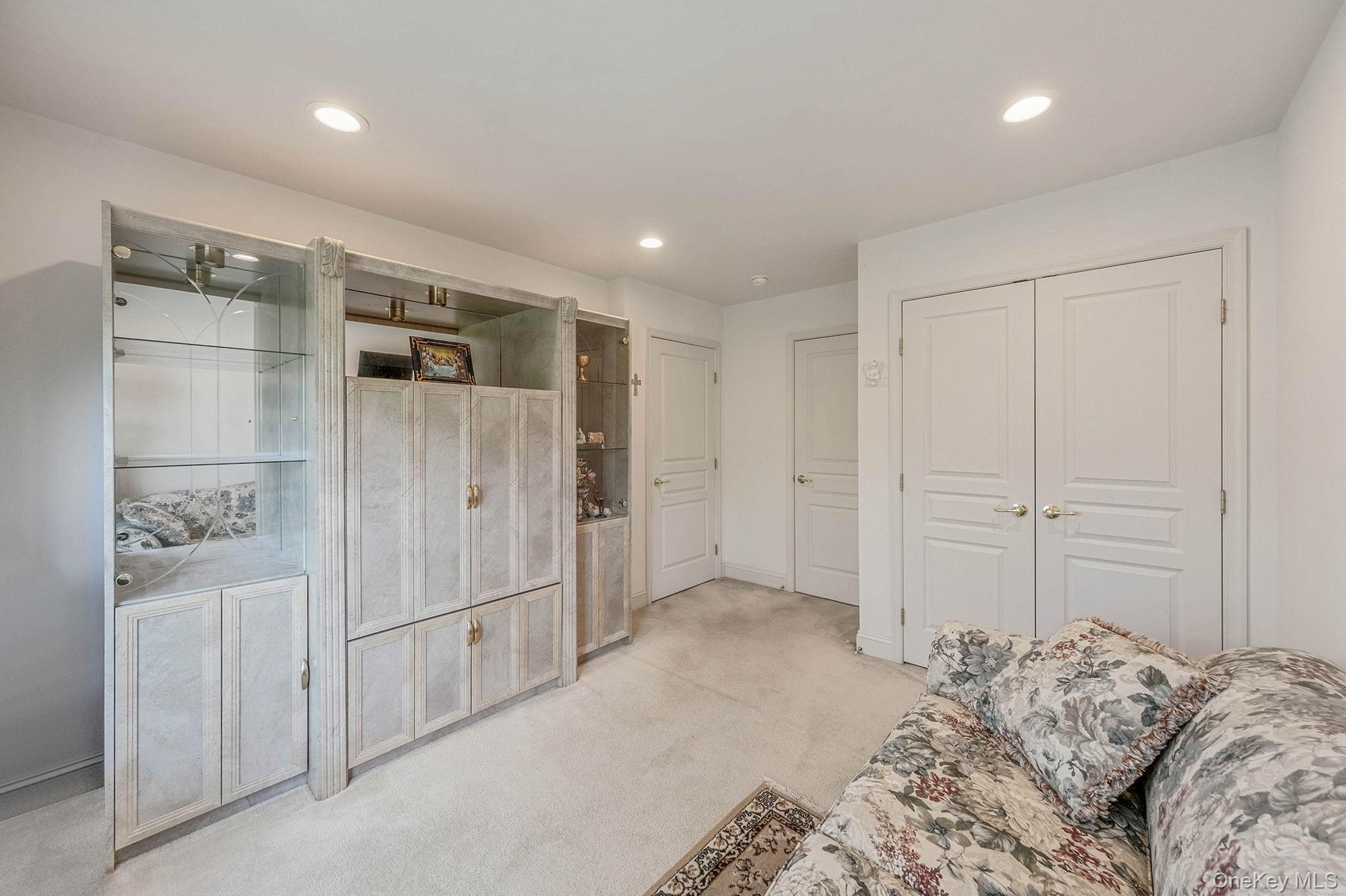 Single Family Pinehurst  Suffolk County, NY 11766, MLS-859372-29