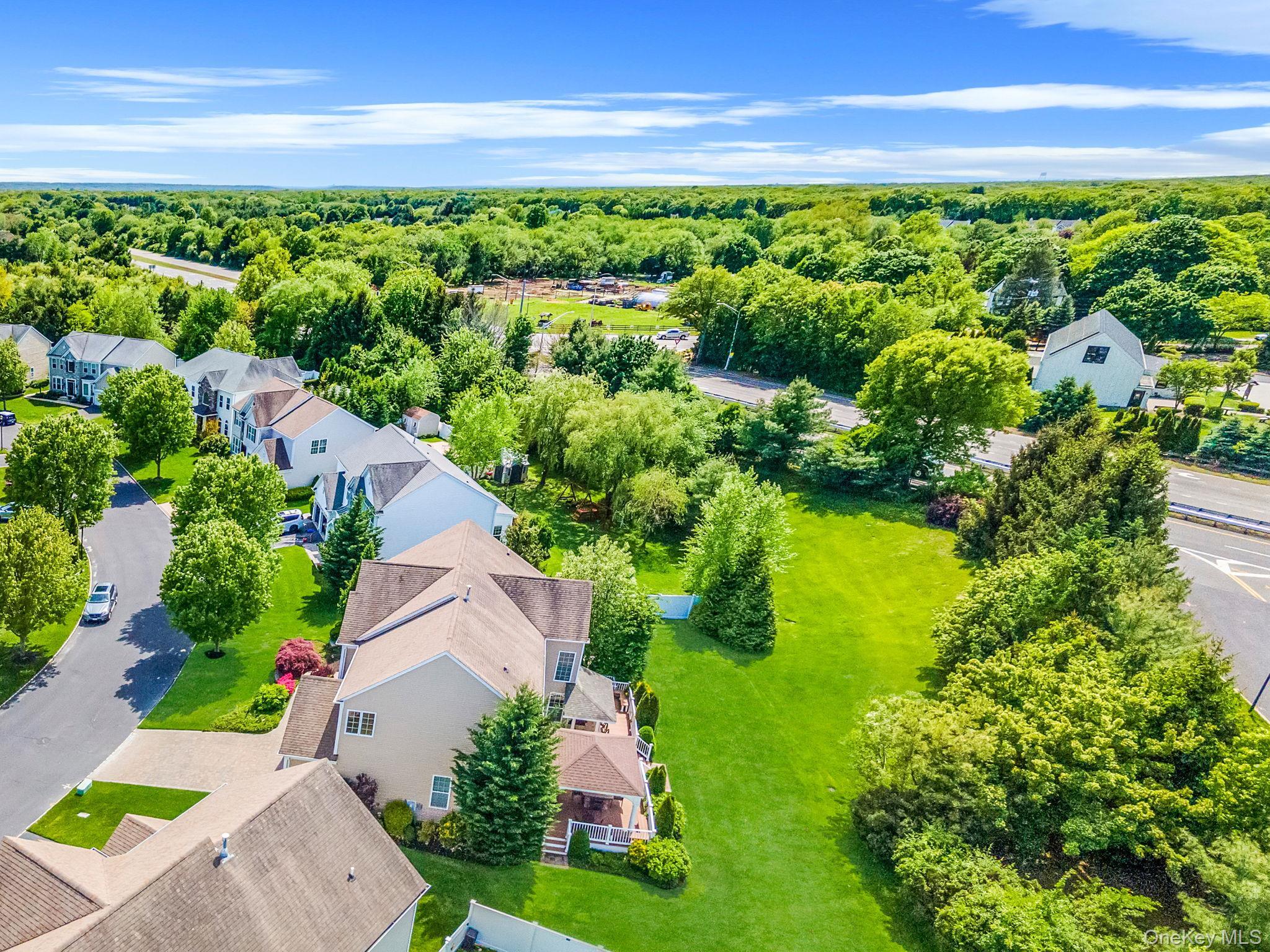 Single Family Pinehurst  Suffolk County, NY 11766, MLS-859372-7