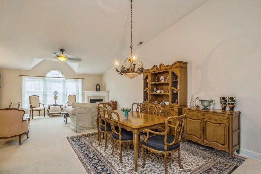 Condo Christine  Suffolk County, NY 11746, MLS-859377-10