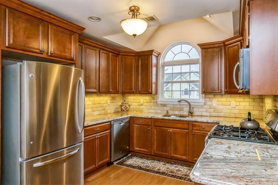 Condo Christine  Suffolk County, NY 11746, MLS-859377-6