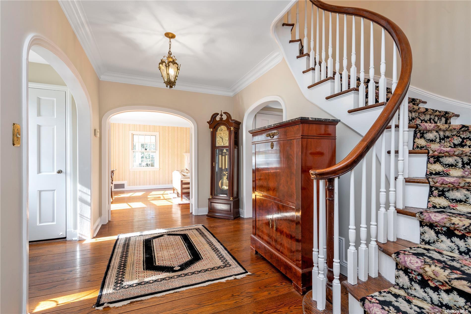 Single Family Barkers Point  Nassau County, NY 11050, MLS-859386-3