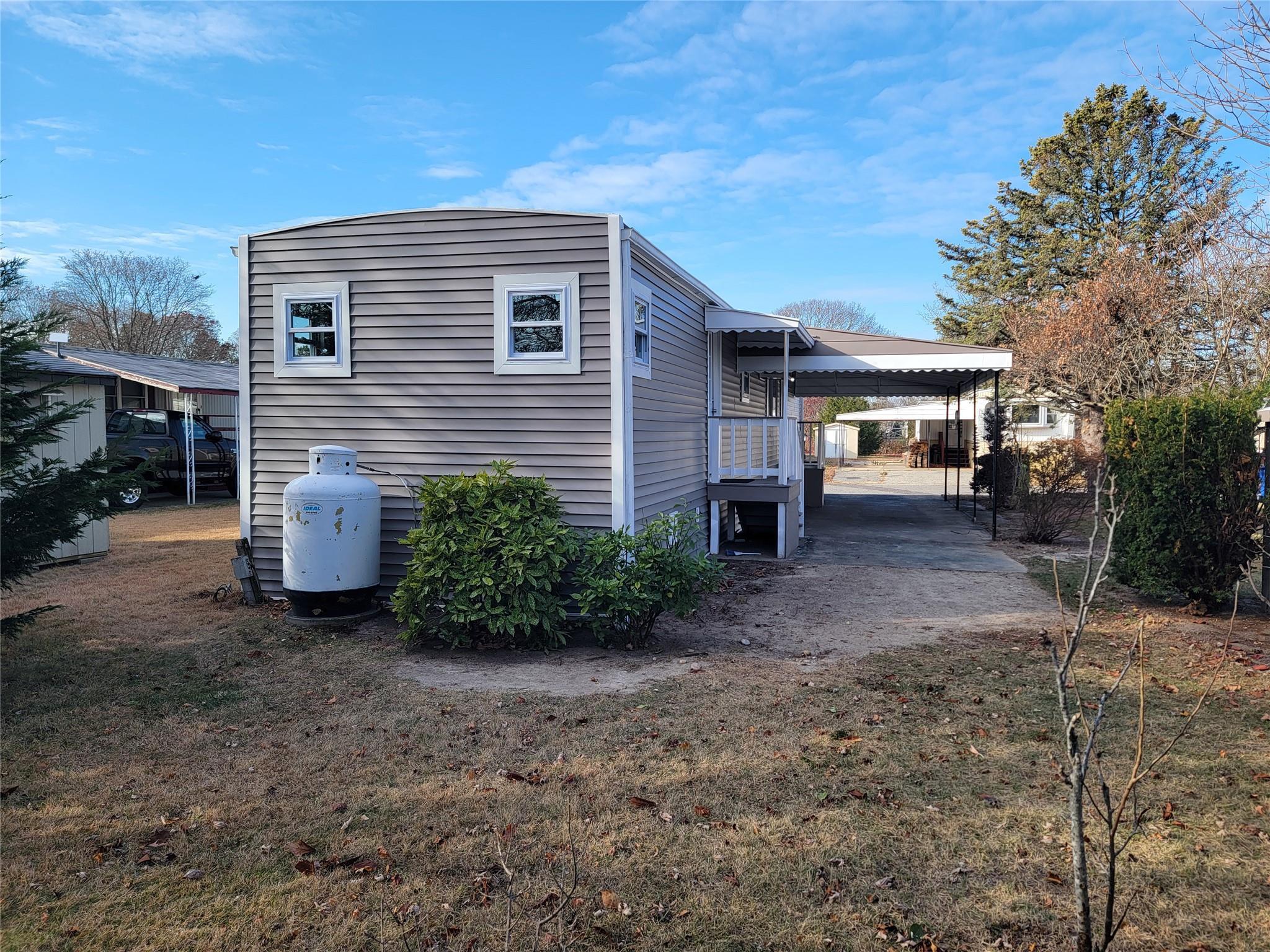 Single Family Minuteman  Suffolk County, NY 11716, MLS-859395-17