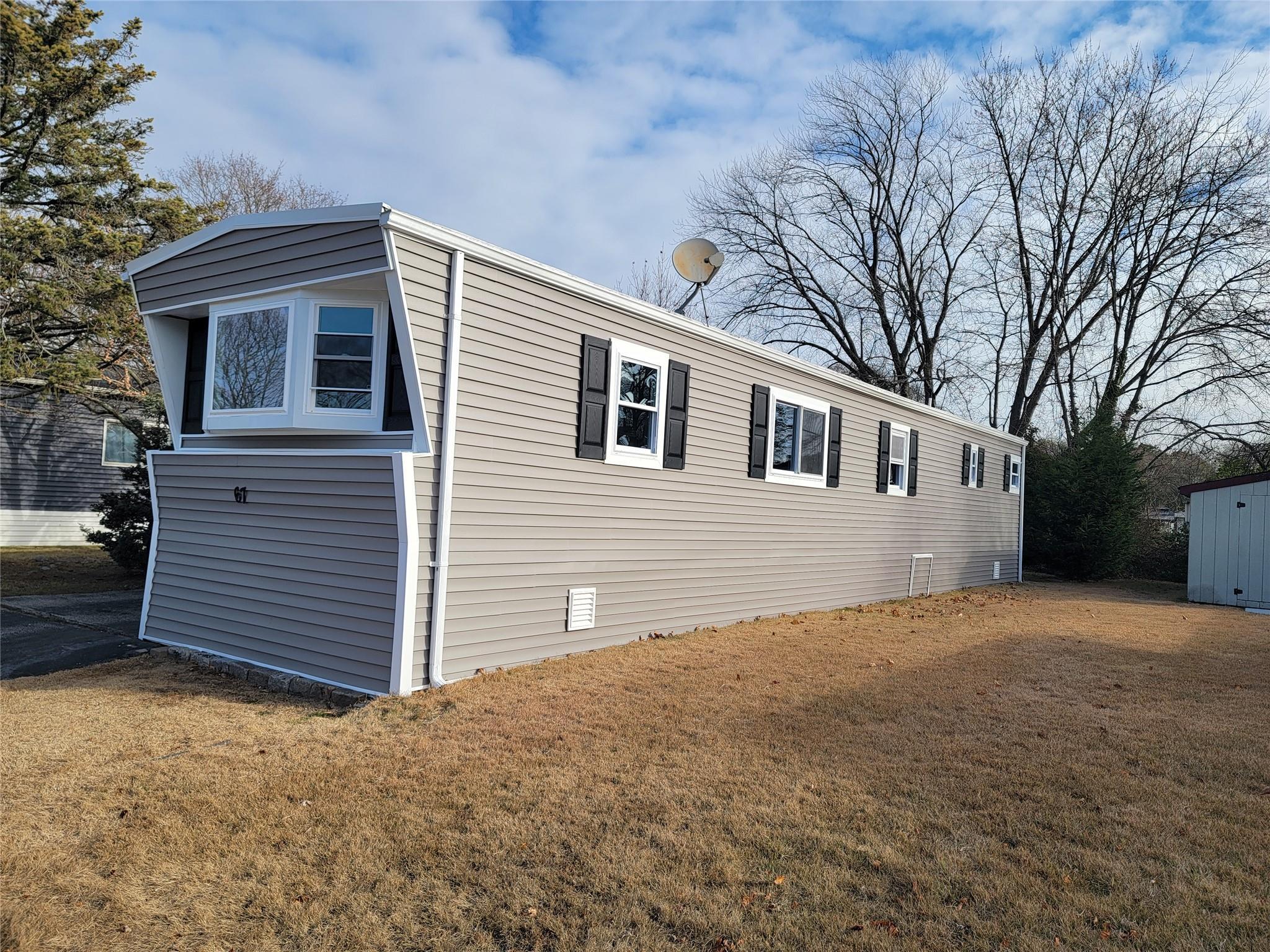 Single Family Minuteman  Suffolk County, NY 11716, MLS-859395-3