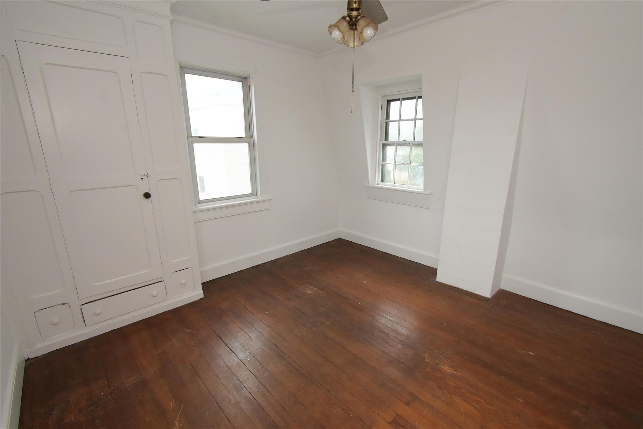 Single Family 136th  Queens, NY 11356, MLS-859400-22