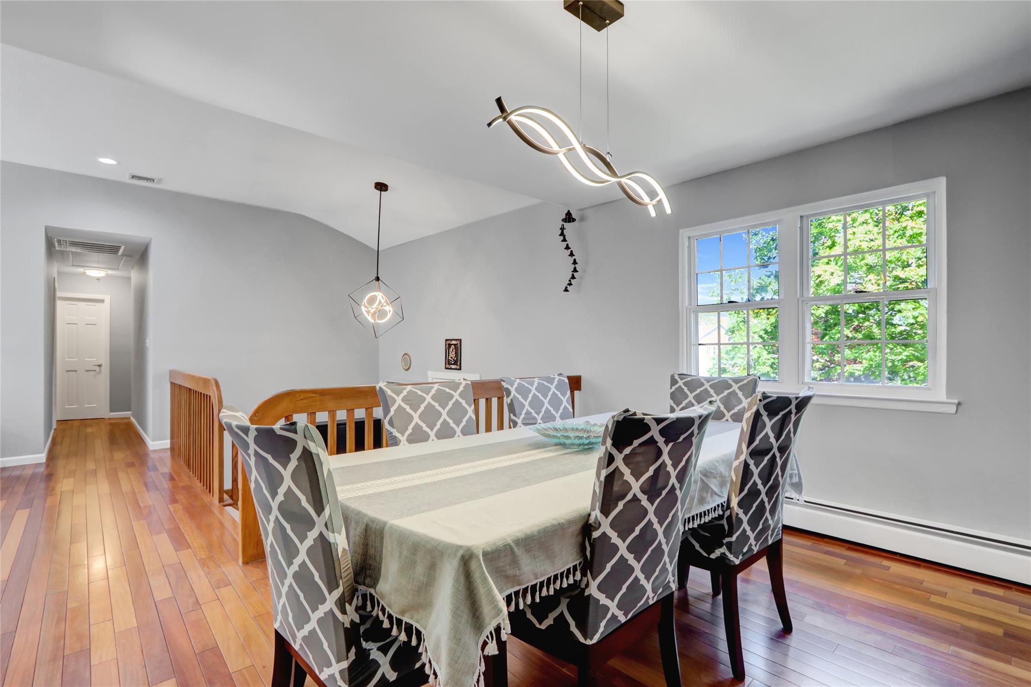 Single Family Henearly  Suffolk County, NY 11764, MLS-859404-10