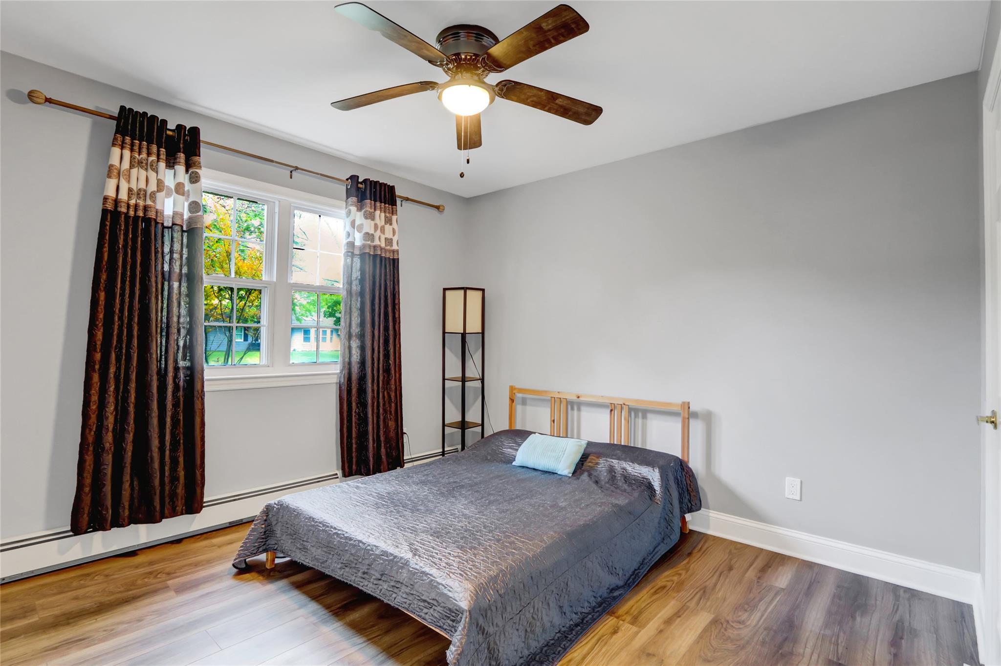 Single Family Henearly  Suffolk County, NY 11764, MLS-859404-24