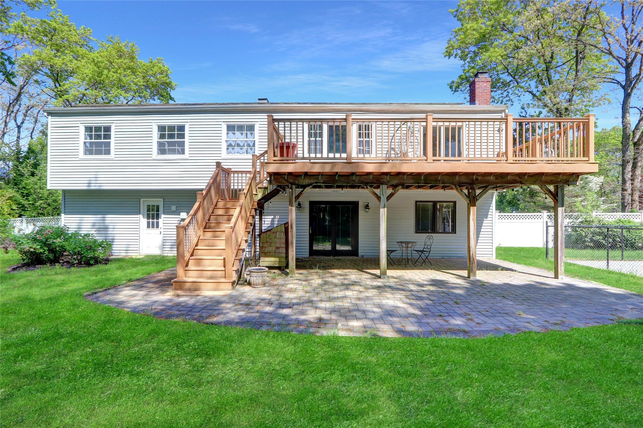 Single Family Henearly  Suffolk County, NY 11764, MLS-859404-28