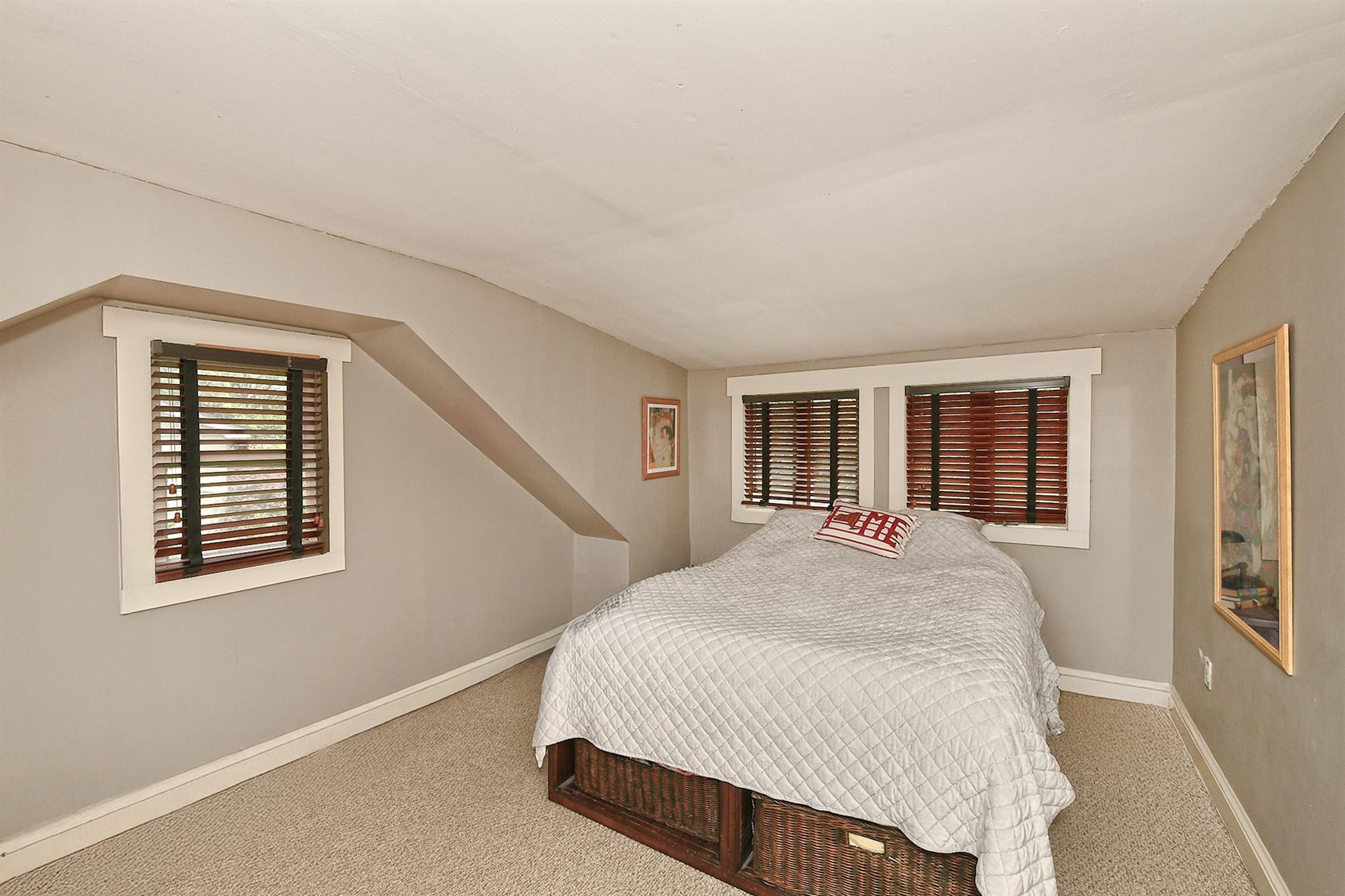 Single Family Hunters  Suffolk County, NY 11746, MLS-859414-13